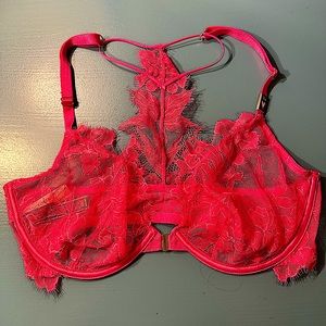 Unlined Lace Victorias Secret Bra — NWT!
